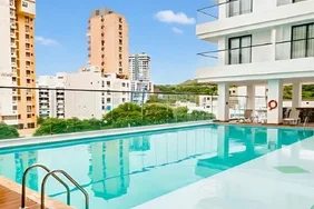 Piscina del 3H Hotel en Playa Rodadero